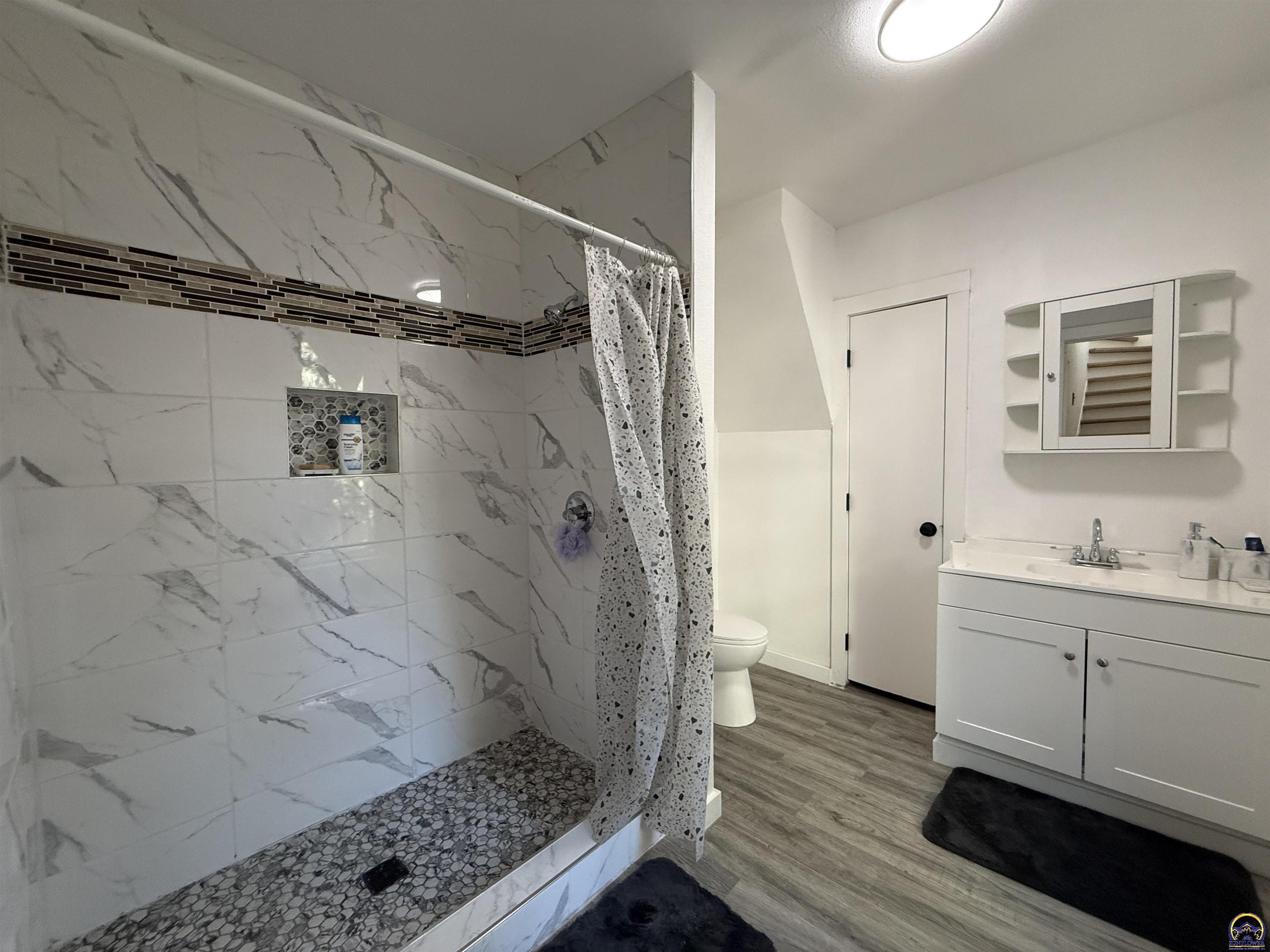 505 Southwest Clay Street Topeka, KS 66606 - Photo 11 of 20