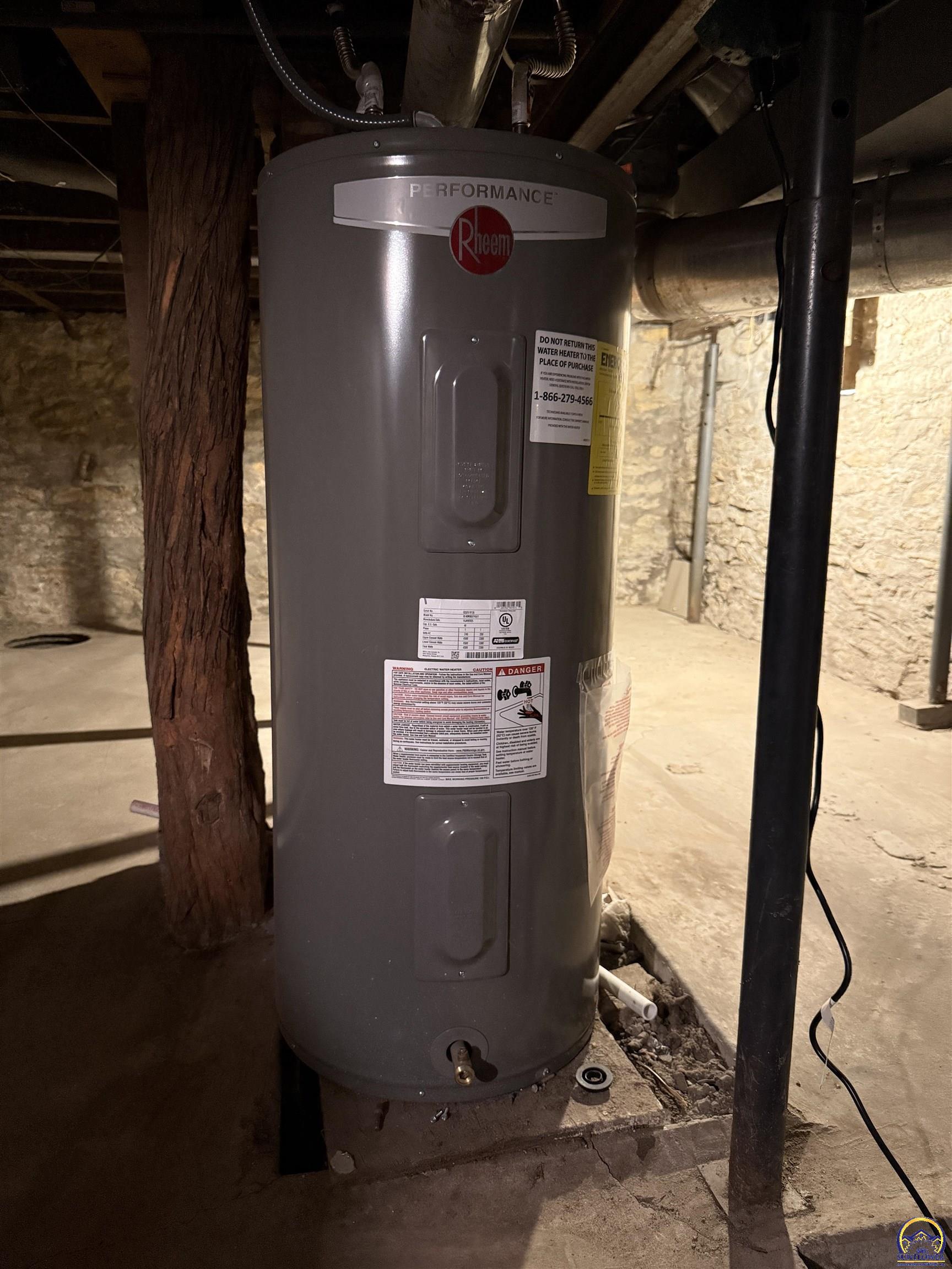 505 Southwest Clay Street Topeka, KS 66606 - Photo 16 of 20