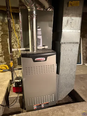 $115,000 | 505 Southwest Clay Street, Topeka, KS 66606