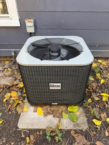 $115,000 | 505 Southwest Clay Street, Topeka, KS 66606