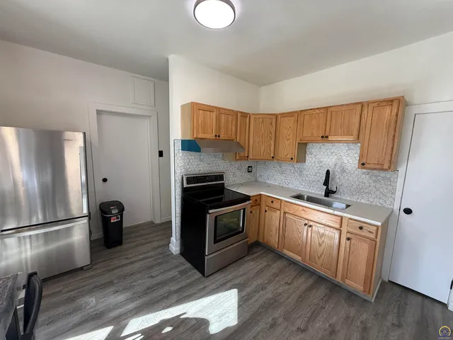 $115,000 | 505 Southwest Clay Street, Topeka, KS 66606