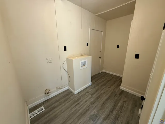 $115,000 | 505 Southwest Clay Street, Topeka, KS 66606