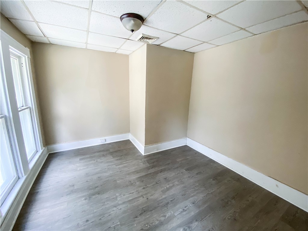 31 Brooklyn Street Rochester, NY 14613 - Photo 14 of 20