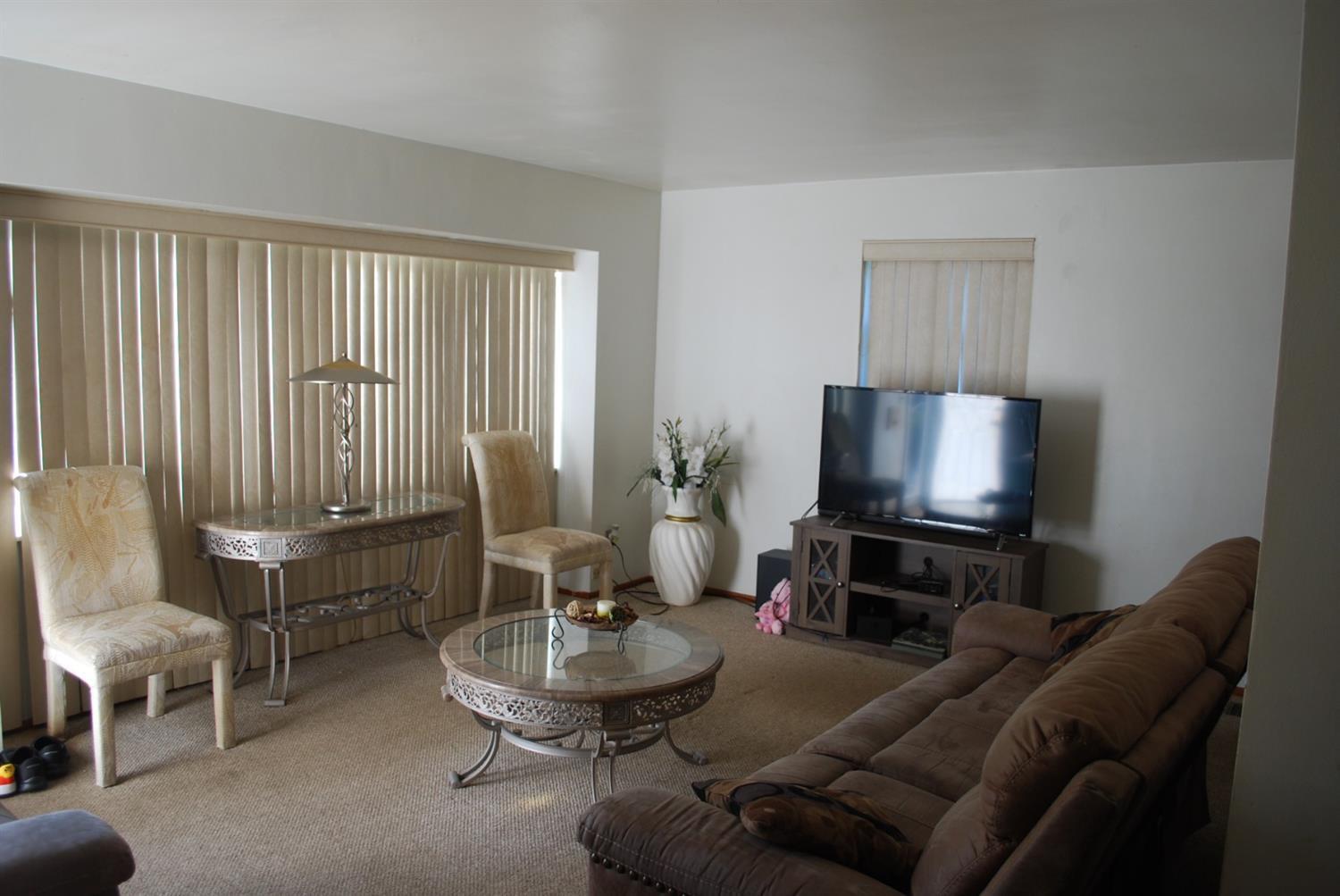 6601 Daly Road Cincinnati, OH 45224 - Photo 5 of 22 Gallery Image 5