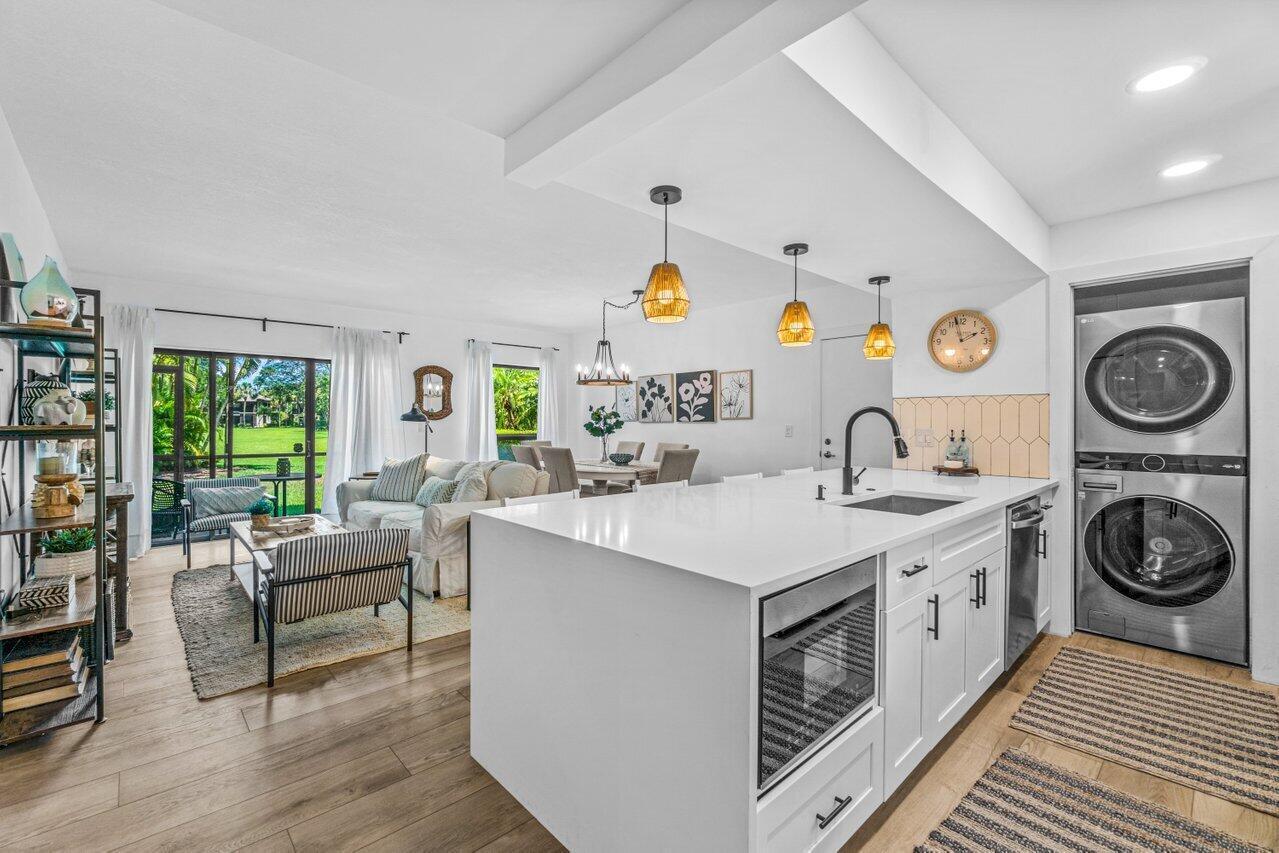13334 Polo Club Road, Unit 206 Wellington, FL 33414 - Photo 32 of 52 017-13334PoloClubRoad-Wellington-FL-3341