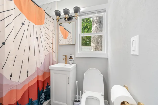 $149,000 | 108 Henderson Place, Cadillac, MI 49601