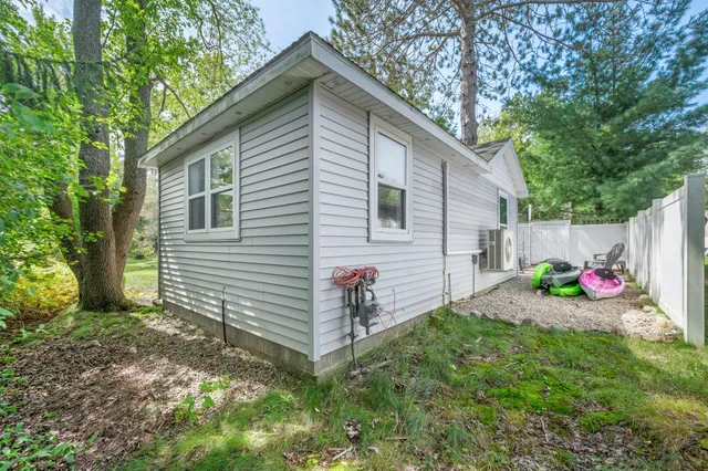 $149,000 | 108 Henderson Place, Cadillac, MI 49601