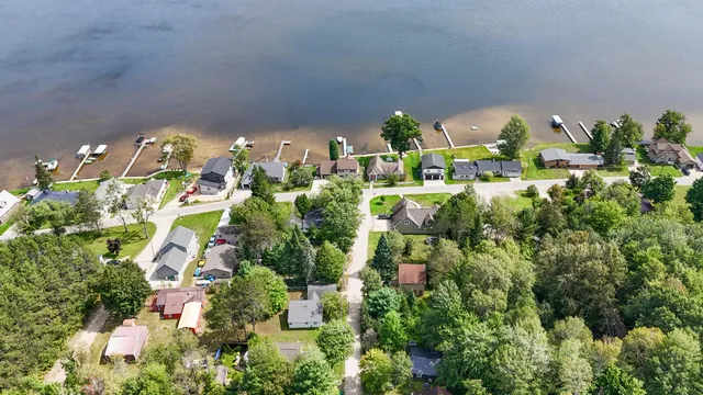 $149,000 | 108 Henderson Place, Cadillac, MI 49601