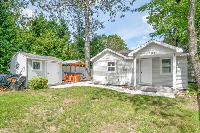 $149,000 | 108 Henderson Place, Cadillac, MI 49601