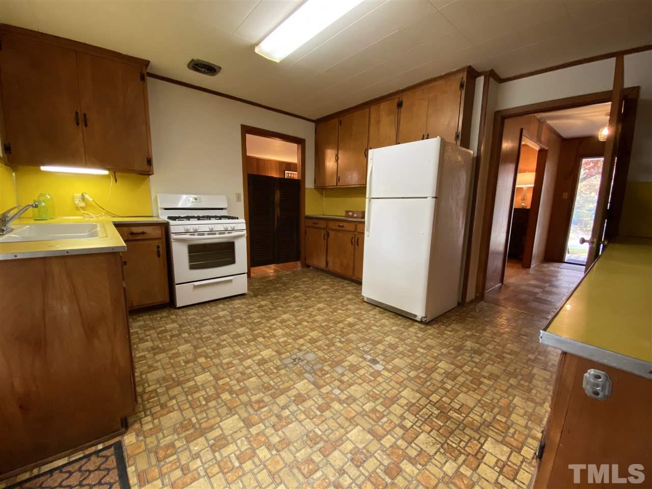 517 Morreene Road Durham, NC 27705 - Photo 11 of 30 Gallery Image 11