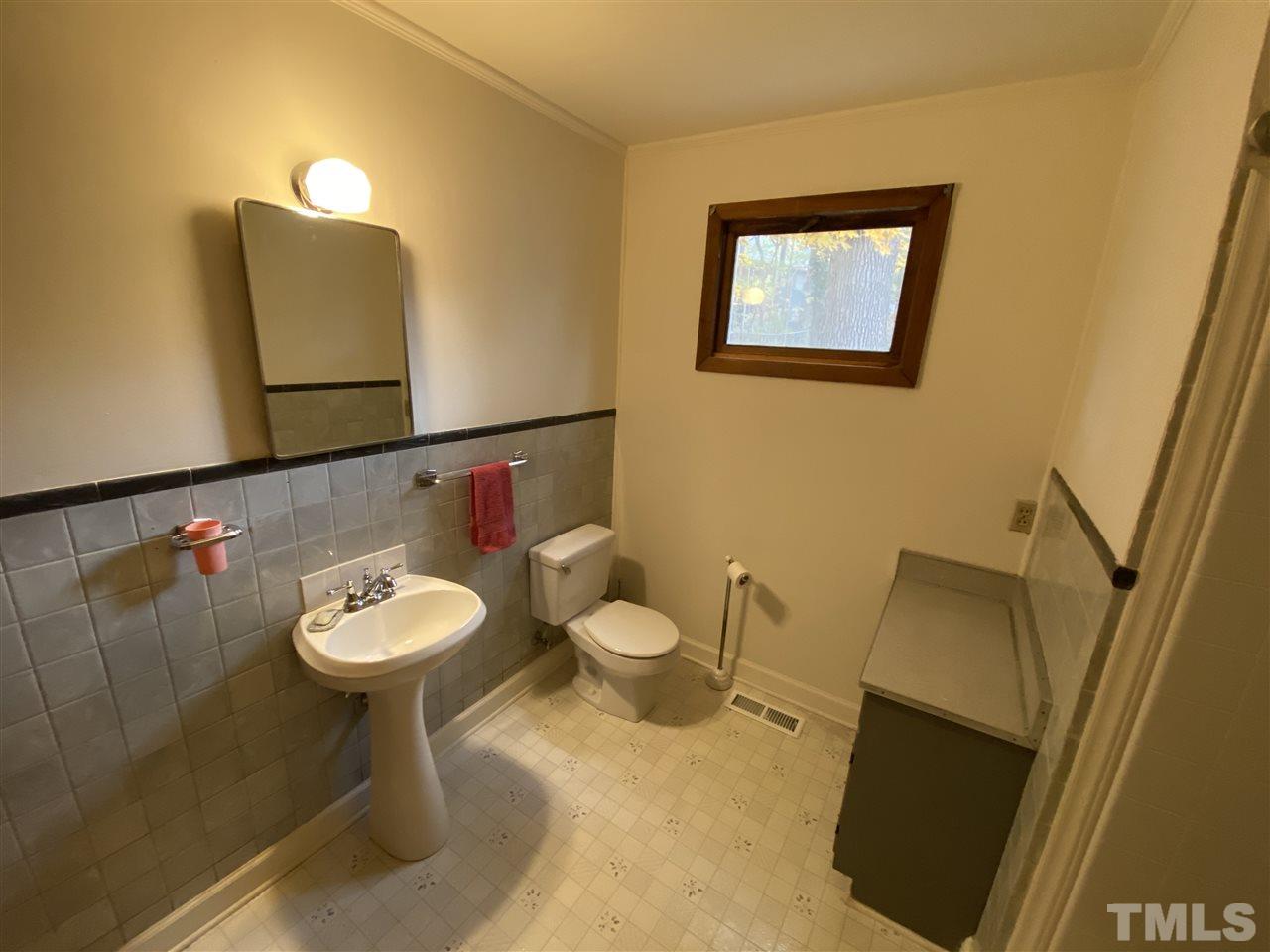 517 Morreene Road Durham, NC 27705 - Photo 16 of 30 Gallery Image 16