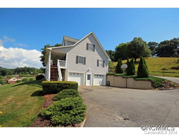 900 Iron Duff Road Waynesville, NC 28785 - Photo 3 of 18