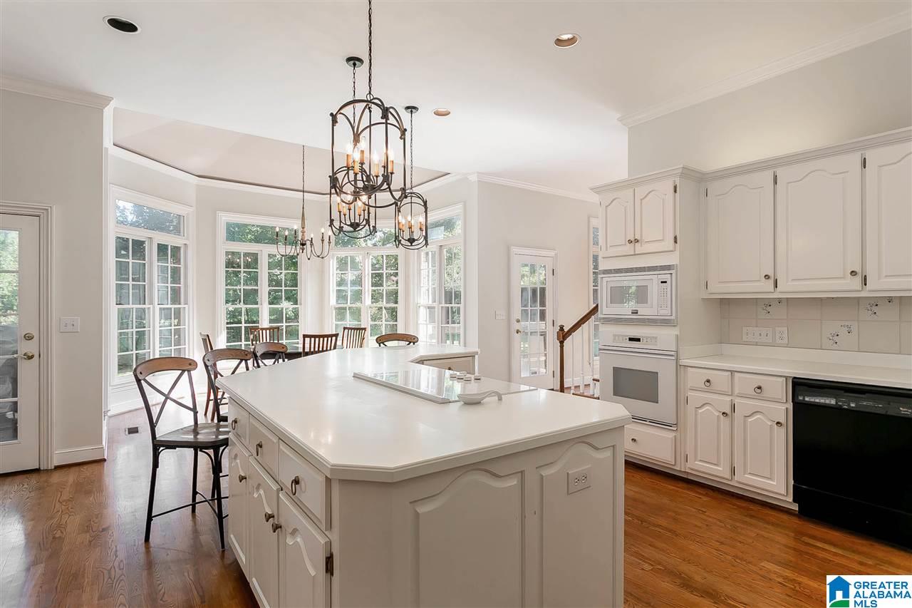 2108 Hickory Ridge Circle Birmingham, AL 35243 - Photo 13 of 50