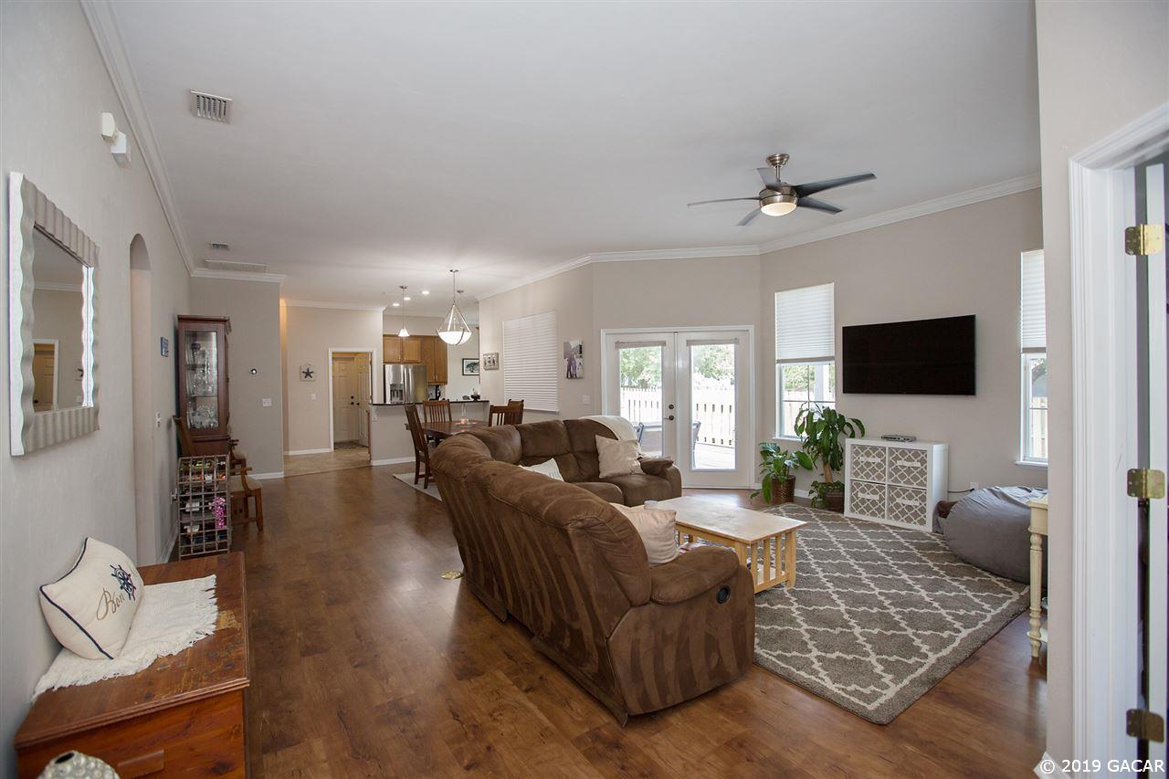 8524 Southwest 77th Avenue Gainesville, FL 32608 - Photo 2 of 30