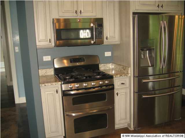 9244 Byhalia Road Olive Branch, MS 38654 - Photo 5 of 28 Additional Photo