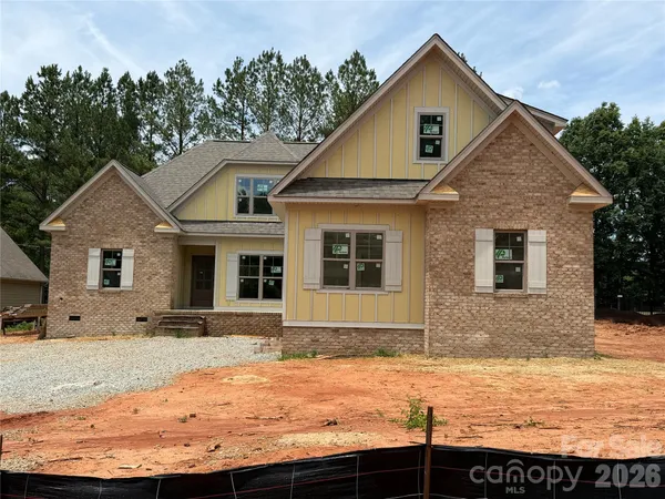 $775,000 | 5977 Tipperary Drive, Denver, NC 28037