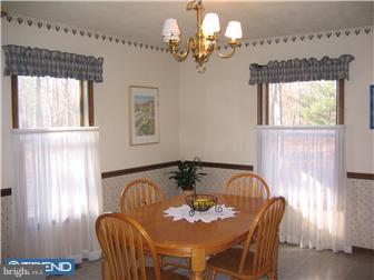 4 Log Road Tabernacle, NJ 08088 - Photo 7 of 12 Dining Room