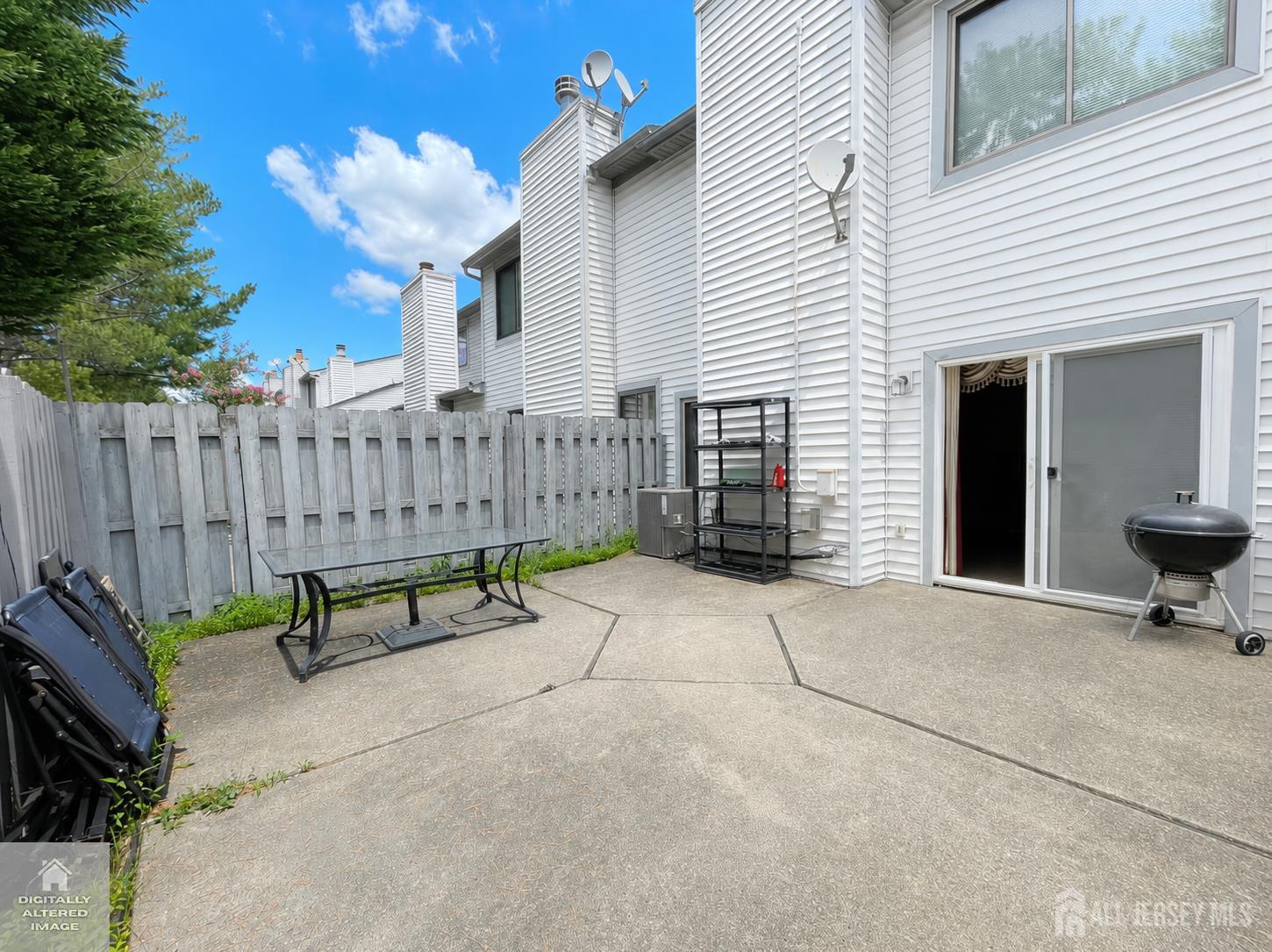 76 Lexington Circle Matawan, NJ 07747 - Photo 10 of 18