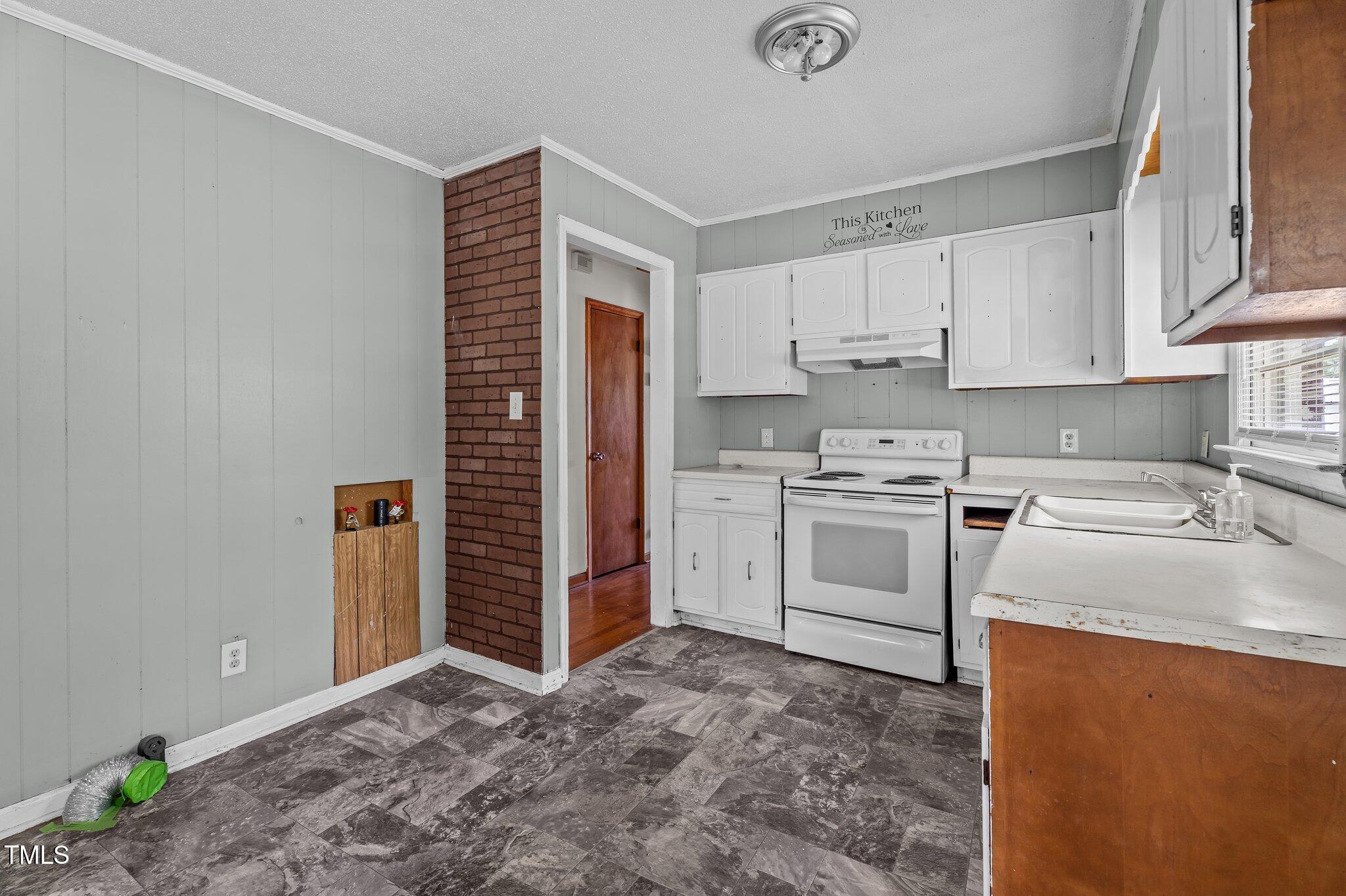 3927 Drapers Road Enfield, NC 27823 - Photo 14 of 27 16-web-or-mls-DSC01238