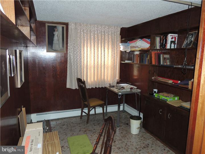 1132 Harriett Road Huntingdon Valley, PA 19006 - Photo 14 of 21 Den