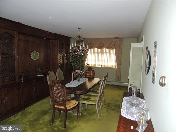 1132 Harriett Road Huntingdon Valley, PA 19006 - Photo 7 of 21 Dining Room
