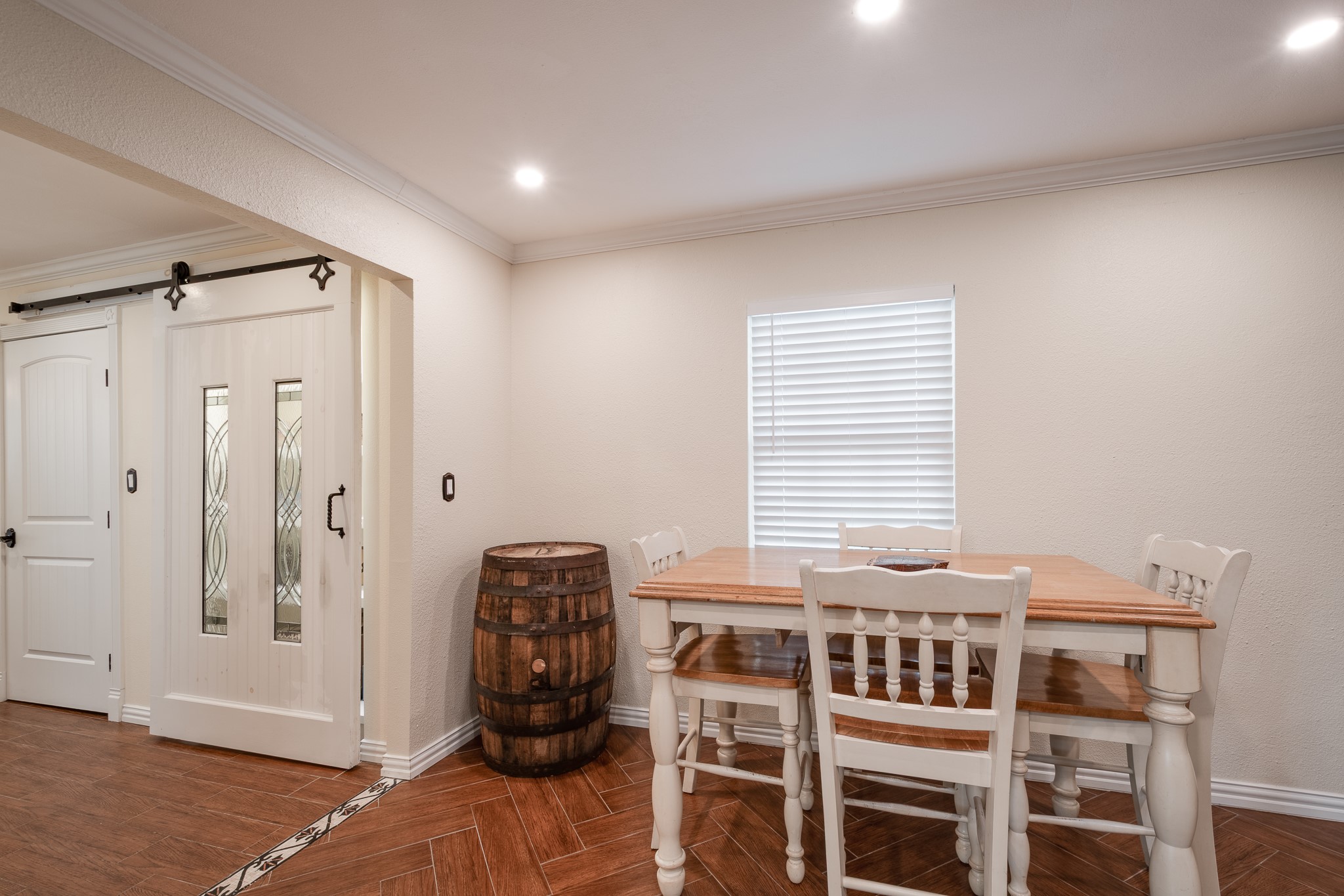 11620 Fostoria Road Cleveland, TX 77328 - Photo 9 of 26 a view of workspace with furniture and wooden floor