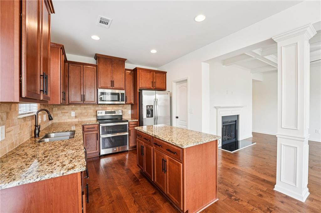 1921 Paxton Ridge Court Lilburn, GA 30047 - Photo 17 of 67