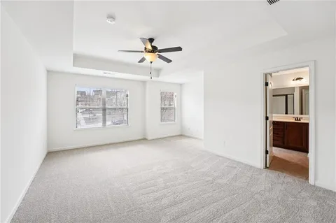 a picture of a room with a floor plan