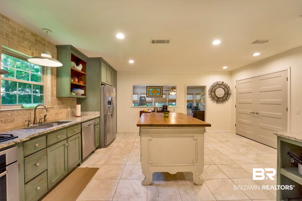 58 North Ingleside Street Fairhope, AL 36532 - Photo 14 of 32
