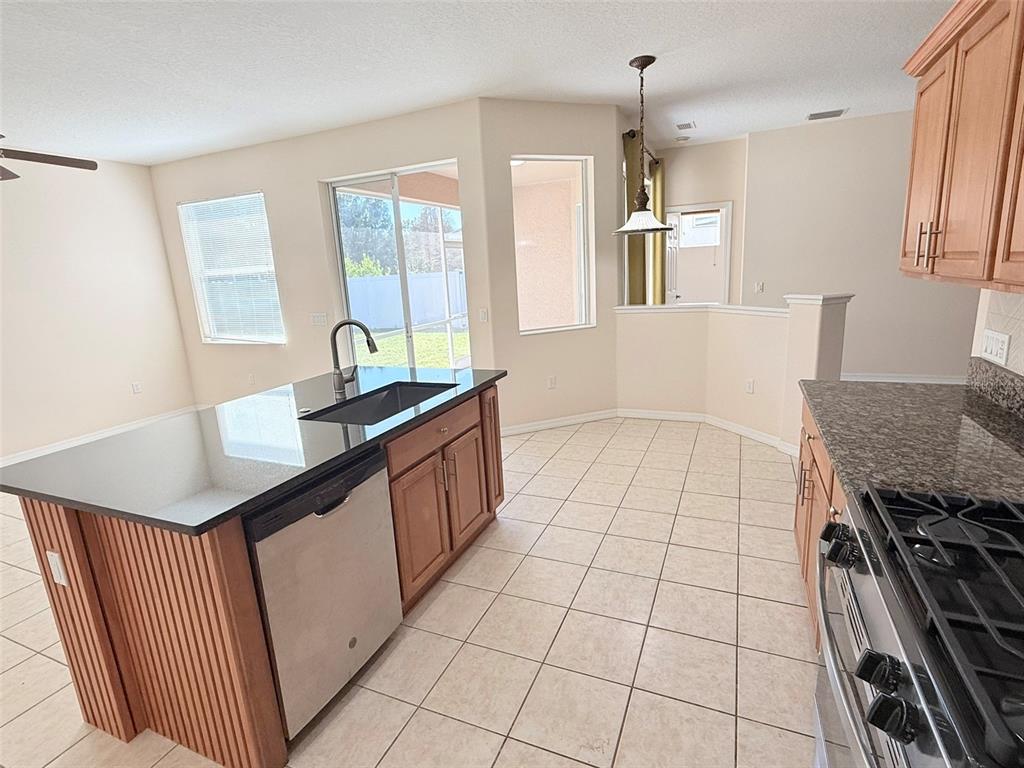 14163 Cattle Egret PIace Lakewood Ranch, FL 34202 - Photo 12 of 50