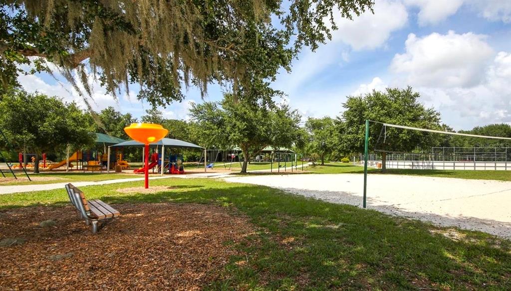 14163 Cattle Egret PIace Lakewood Ranch, FL 34202 - Photo 47 of 50 a view of a park