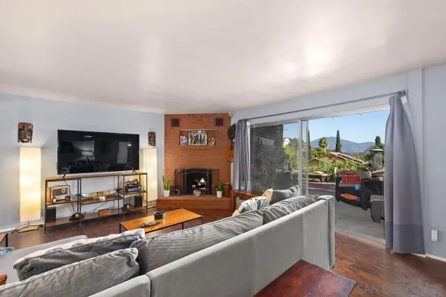 $1,075,900 | 4310 Resmar Road, La Mesa, CA 91941