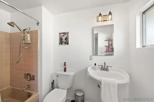 $1,075,900 | 4310 Resmar Road, La Mesa, CA 91941