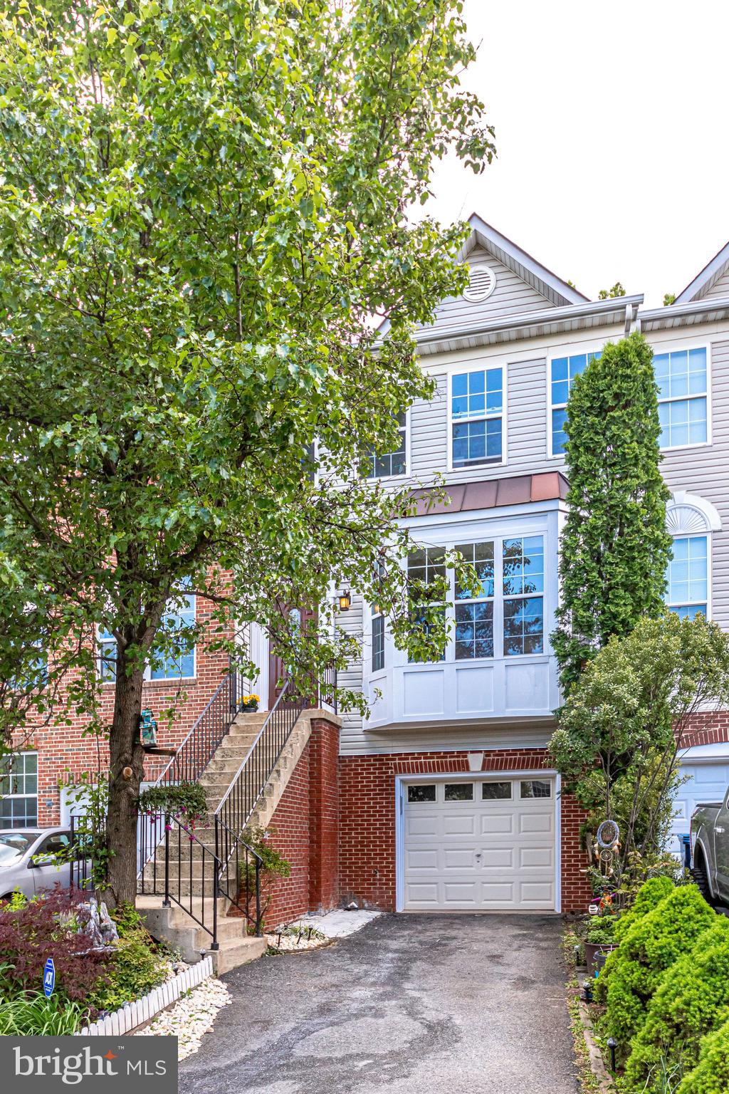 14853 Bolton Road Centreville, VA 20121 - Photo 1 of 37 Gallery Image 1
