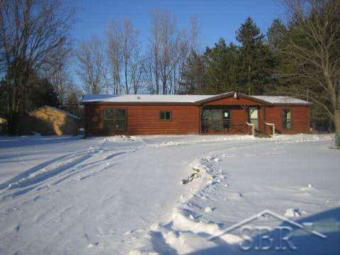 5777 McGrandy Road Bridgeport, MI 48722 - Photo 4 of 15 20035825-3.JPG