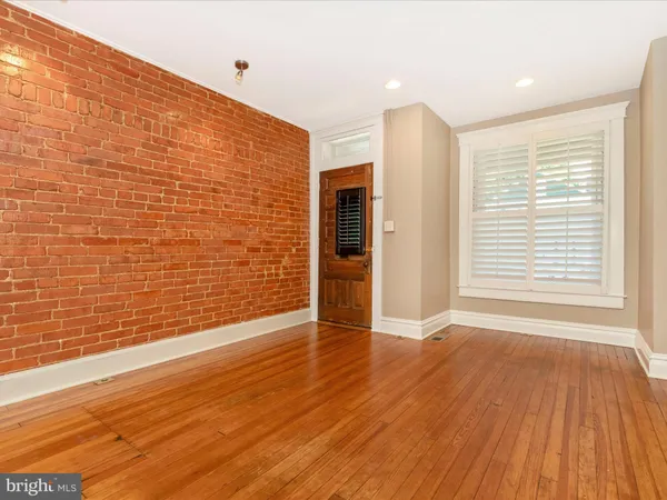 $2,475 | 232 Dill Avenue, Frederick, MD 21701