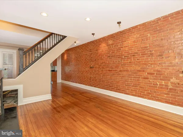 $2,475 | 232 Dill Avenue, Frederick, MD 21701