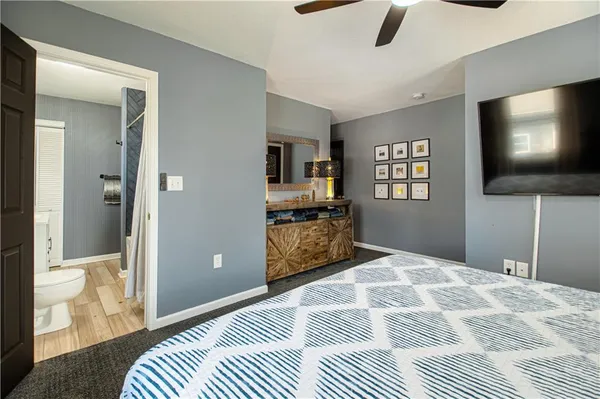 $485,000 | 910 West Waldo Avenue, Independence, MO 64050