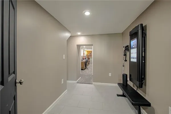 $485,000 | 910 West Waldo Avenue, Independence, MO 64050