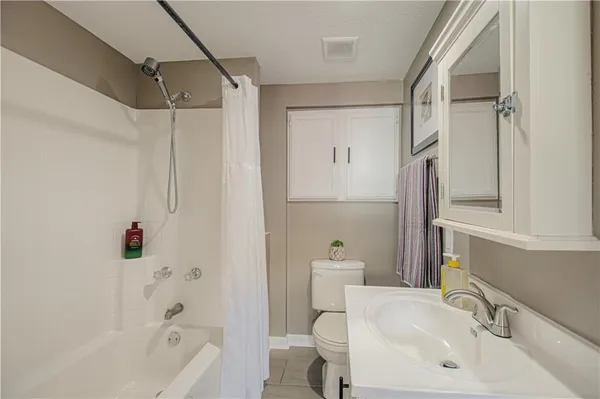 $485,000 | 910 West Waldo Avenue, Independence, MO 64050