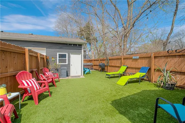 $485,000 | 910 West Waldo Avenue, Independence, MO 64050