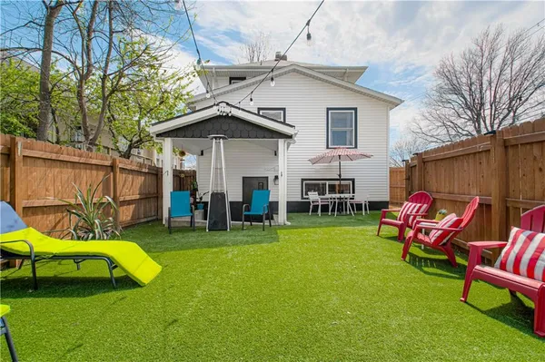 $485,000 | 910 West Waldo Avenue, Independence, MO 64050