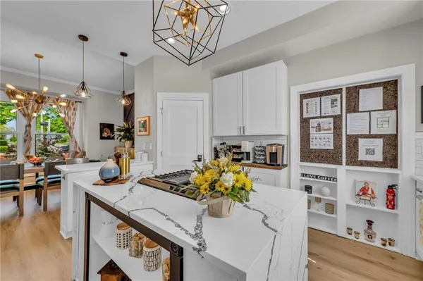 $485,000 | 910 West Waldo Avenue, Independence, MO 64050