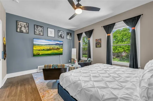 $485,000 | 910 West Waldo Avenue, Independence, MO 64050