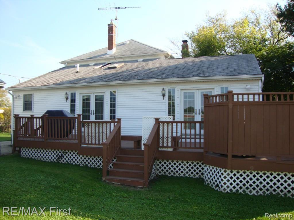 16131 Stephens Road Eastpointe, MI 48021 - Photo 23 of 28 DSC04853.jpg