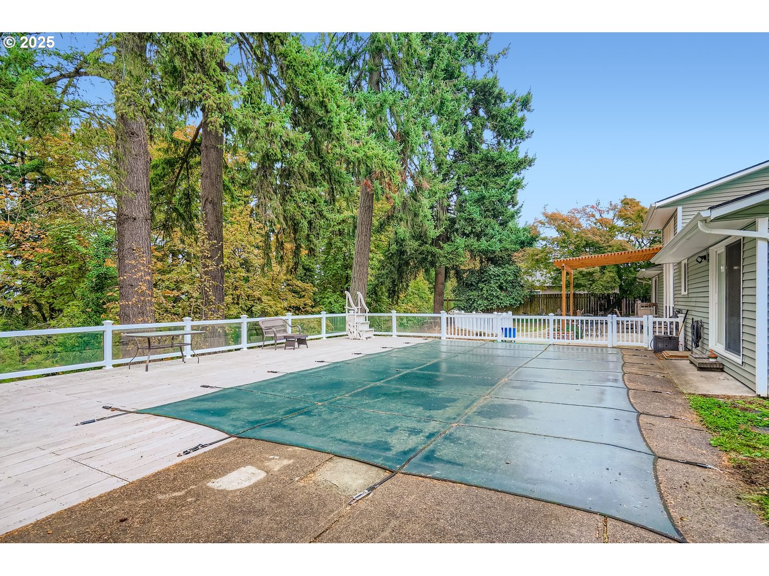 8295 Wheatland Road North Keizer, OR 97303 - Photo 46 of 48 Swimming Pool