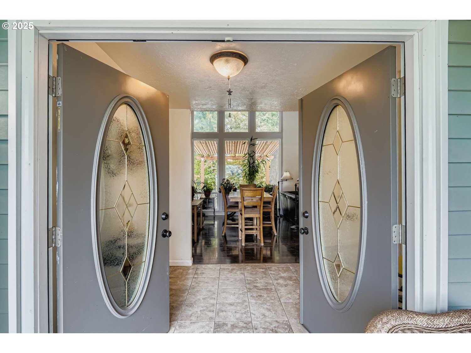 8295 Wheatland Road North Keizer, OR 97303 - Photo 7 of 48 Entrance/Foyer