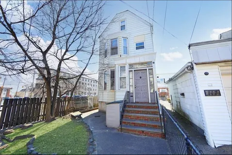$1,350,000 | 115 Hackensack Plank Road, Weehawken, NJ 07086