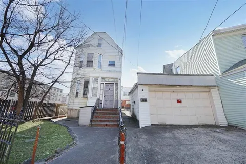 $1,350,000 | 115 Hackensack Plank Road, Weehawken, NJ 07086