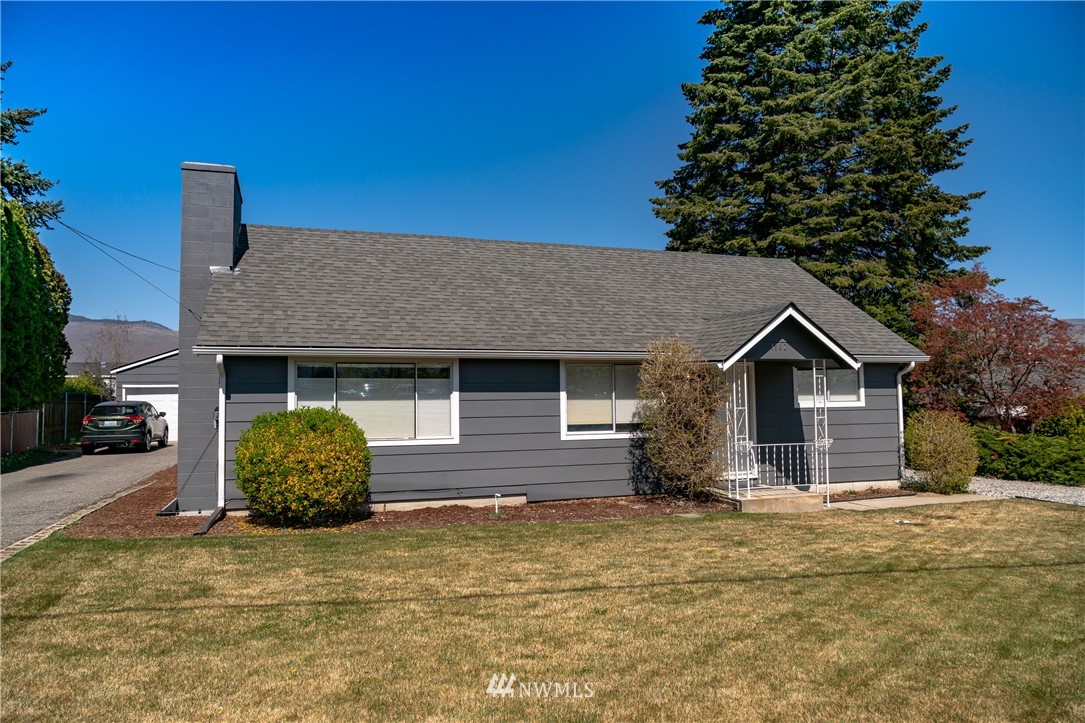 1502 Horselake Road Wenatchee, WA 98801 - Photo 2 of 22 Gallery Image 2